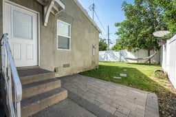 Stylish Dwelling Near LA & OC - TWO Br Carson LB - Image 5