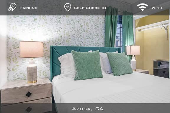 Contemporary Retreat of Azusa-Sleeps 8 - Image 2