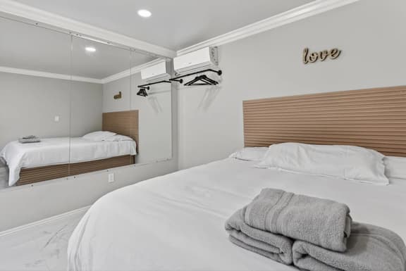 Cute little studio, great stop for road trip - Image 1